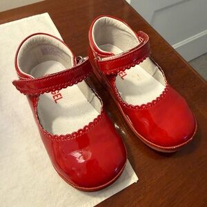 Angel Red Mary Jane shoe toddler size 6